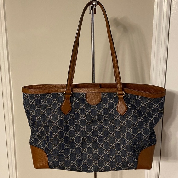 Gucci Tote Bag - Picture 8 of 16